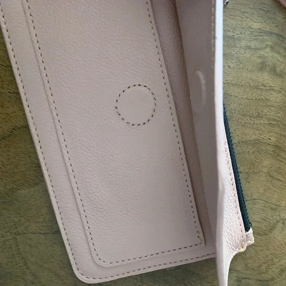 Botkier beautiful cobble